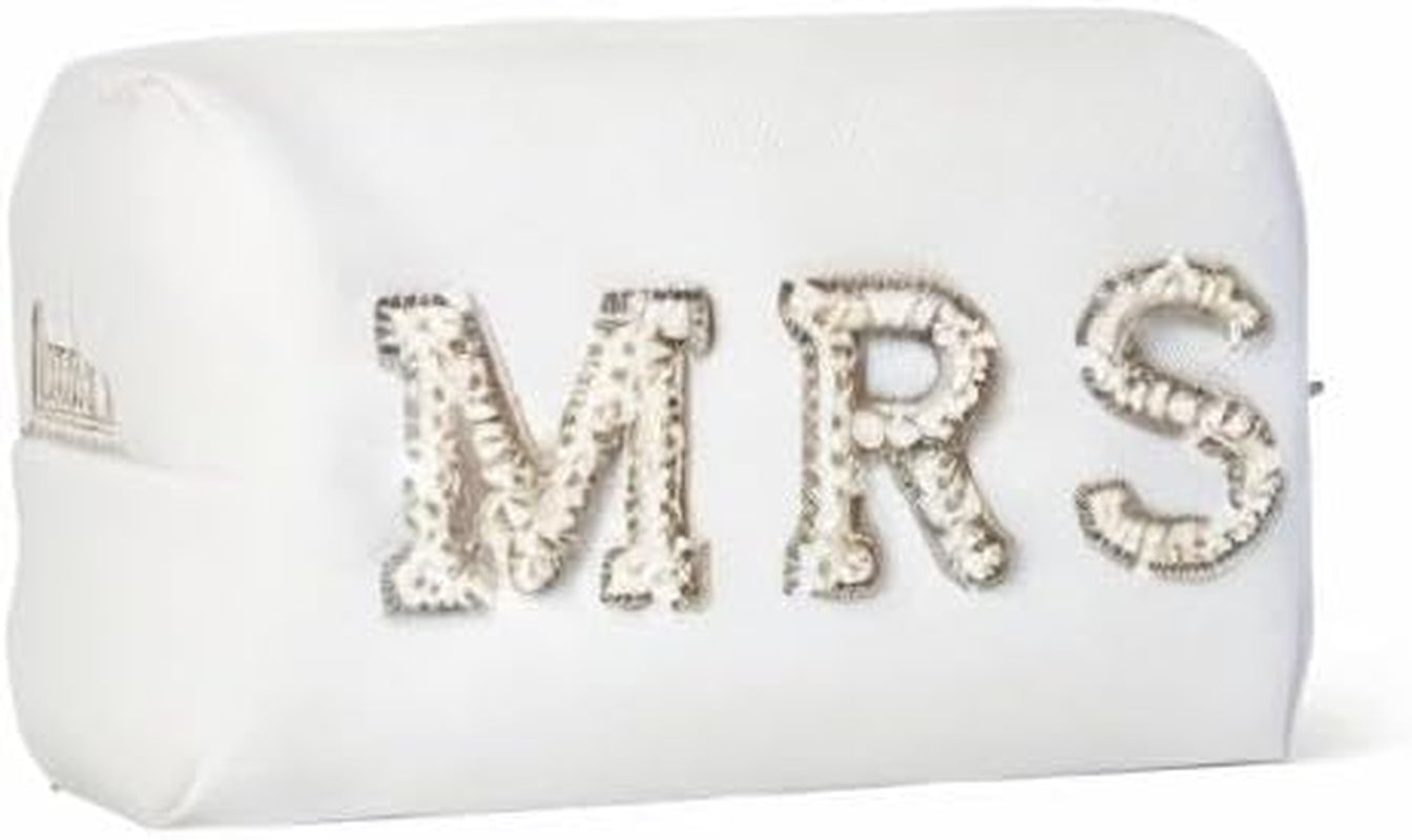 Bride Makeup Bag,Bride Bag MRS White Makeup Bag,Pearl Letter Patch Cosmetic Bag,Toiletry Bag Skincare Bag PU Leather Makeup Bag Zipper Purse,Bride to Be Gifts,Bride Gifts,Engagement Gifts for Women