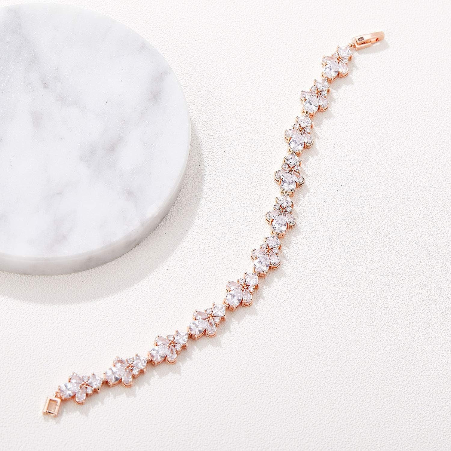 Teardrop Cubic Zirconia Wedding Tennis Bracelets for Women, Crystal Rhinestone Bridal Bracelets for Brides, Bridesmaid