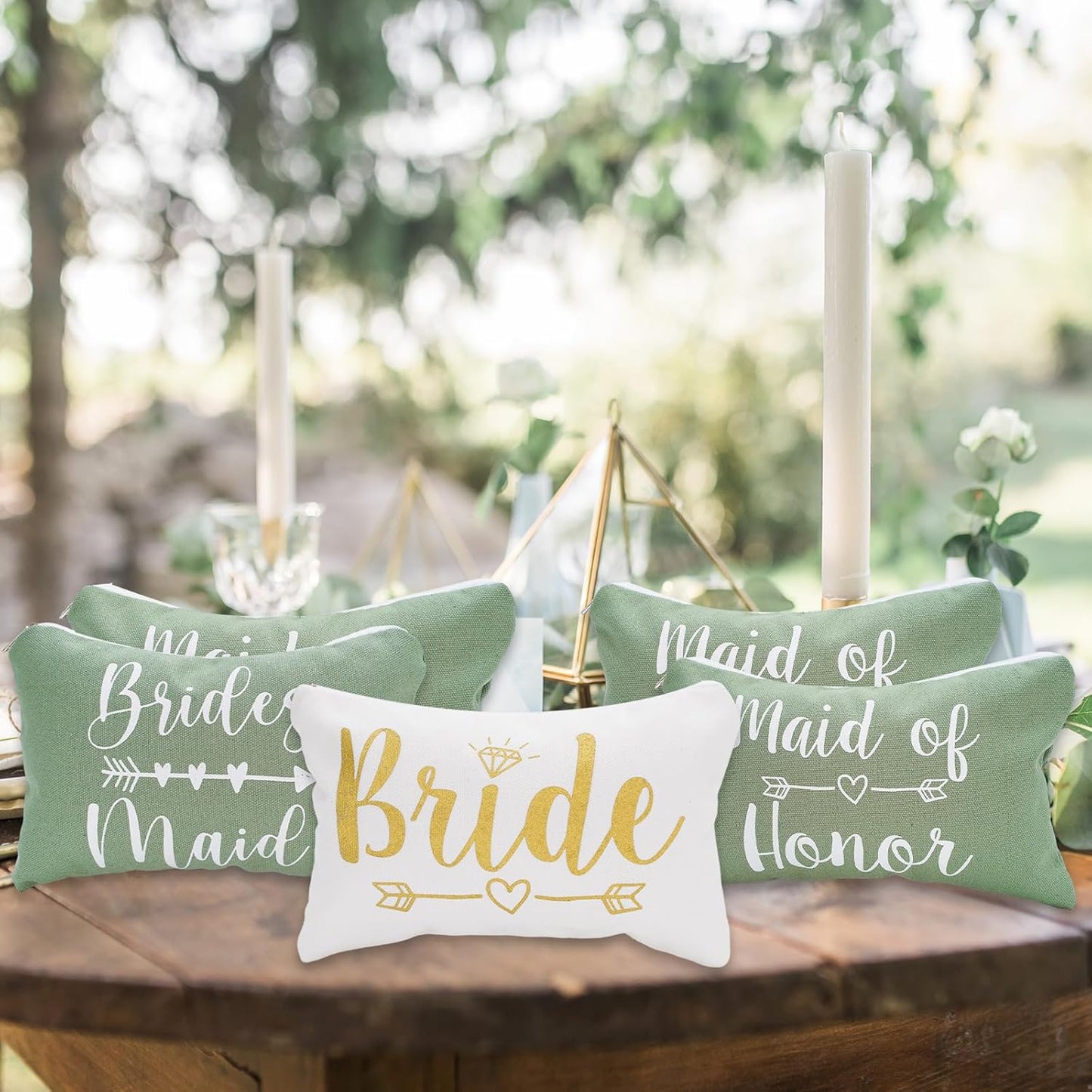 8Pcs Bridesmaids Makeup Bags Wedding Bridal Cosmetic Canvas Organizer Bag Sage Green Maid of Honor Zipper Cosmetic Pouch for Women Wedding Bridal Shower Party Favor Supplies