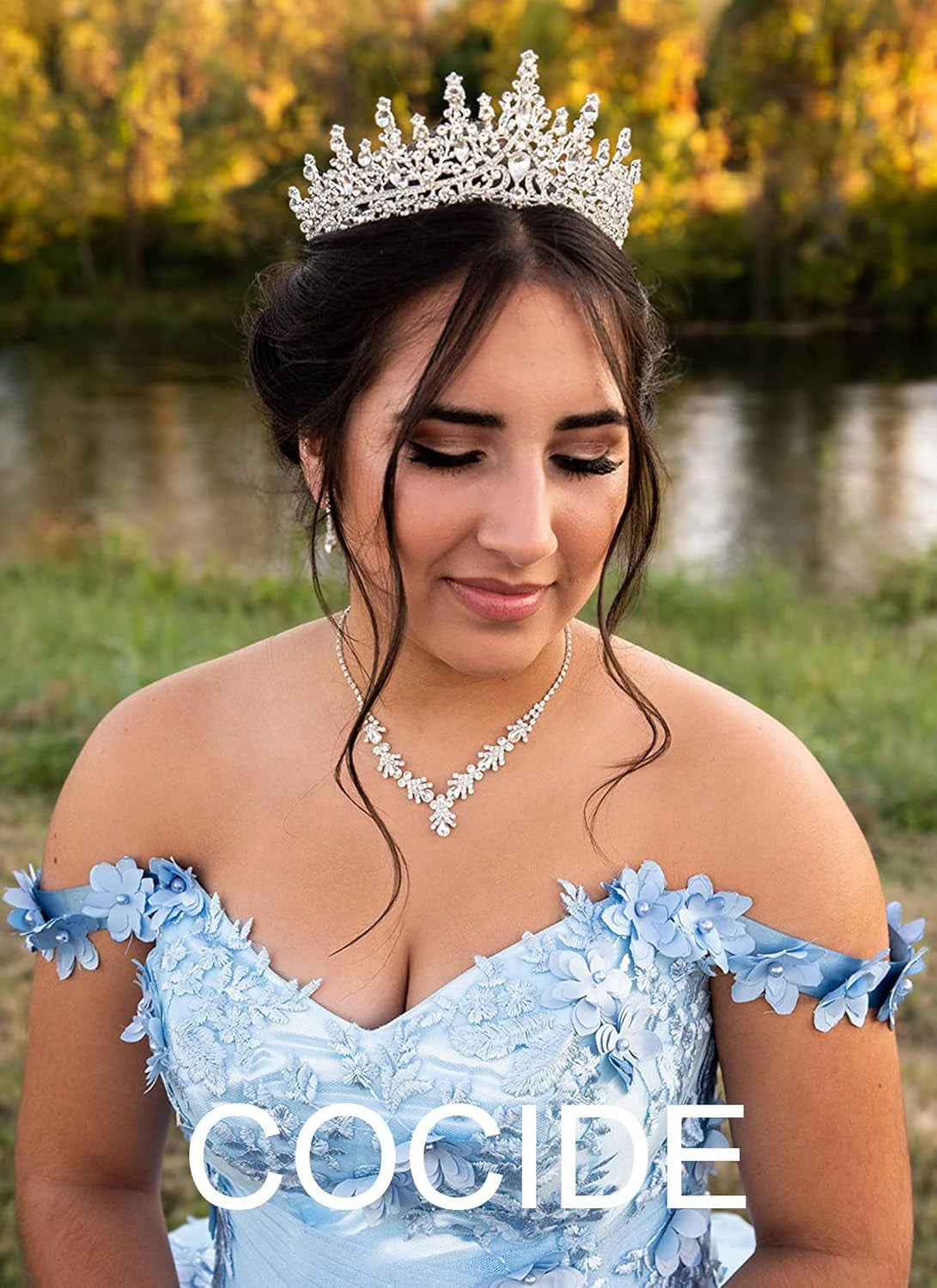 Elegant Silver Tiara & Crown for Women - Sparkling Crystal Rhinestone Hair Accessories for Brides, Parties, and Cosplay - Perfect for Weddings, Birthdays, and Halloween!